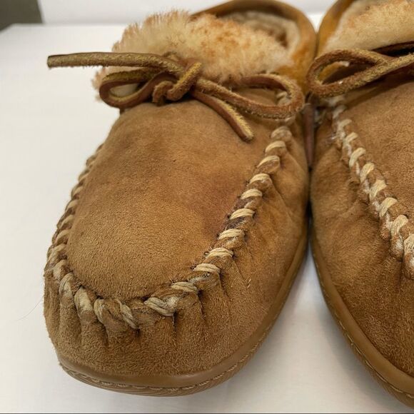 L.L Bean Men’s Wicked Good Leather Sheep Wool Lined Moccasin Slippers - Picture 12 of 15